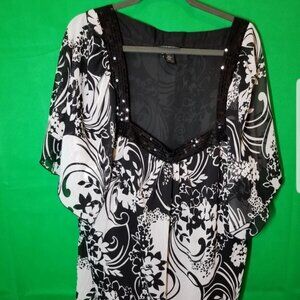 Lane Bryant Blouse Plus Size 26/28 Black White Floral Layers Sequins Square Neck